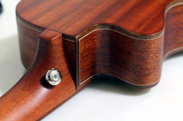Mahogany body binding detail on a Namuai instrument